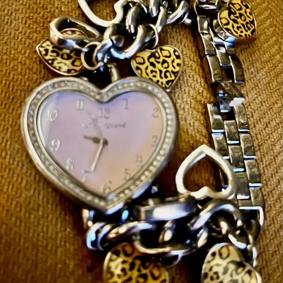 Betsey Johnson Silver Heart Charm Bracelet - Picture 2 of 10